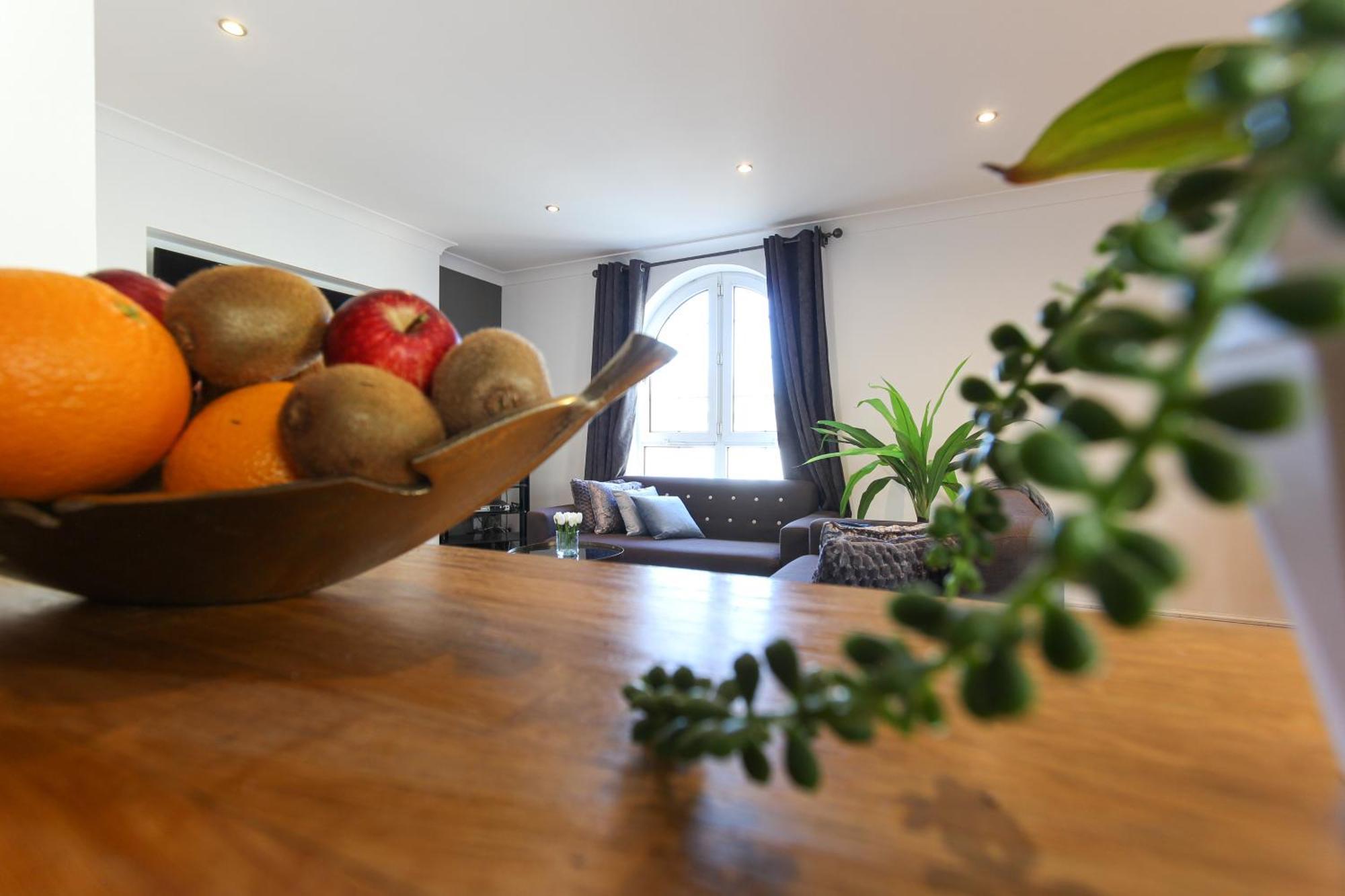 Appartamento Elegant 2bd Flat In Marina - Free Parking *